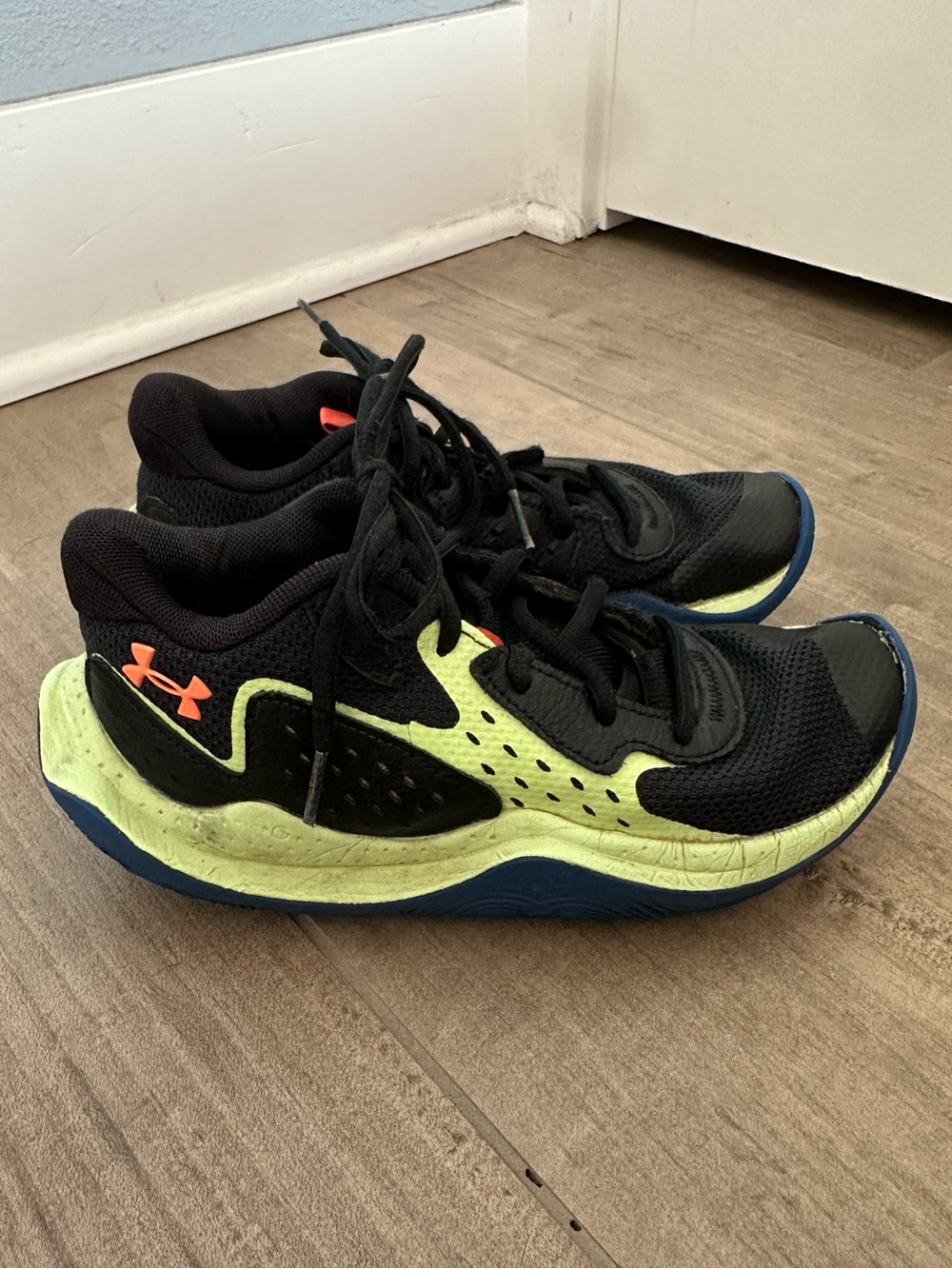 Under Armour 4.5 Youth Jet basketball shoes Athletic Court Sneakers